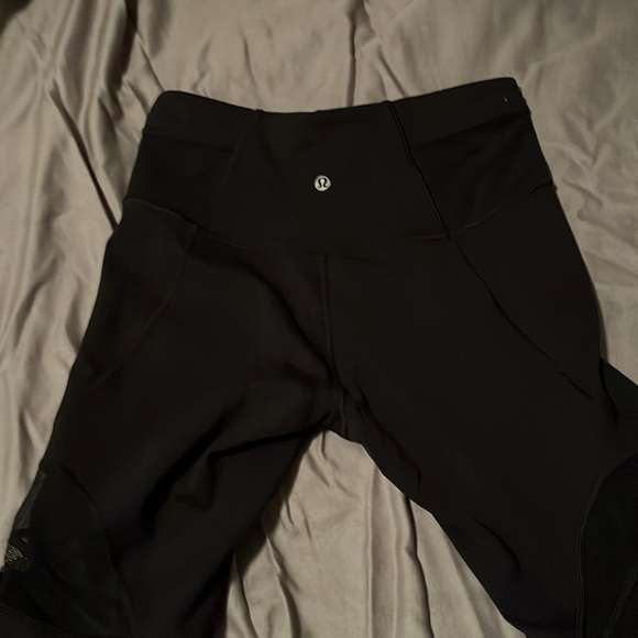 Lulu Lemon Workout Shorts - Picture 2 of 6